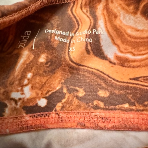 Zuda orange swirl compression leggings sz XS - Picture 4 of 4